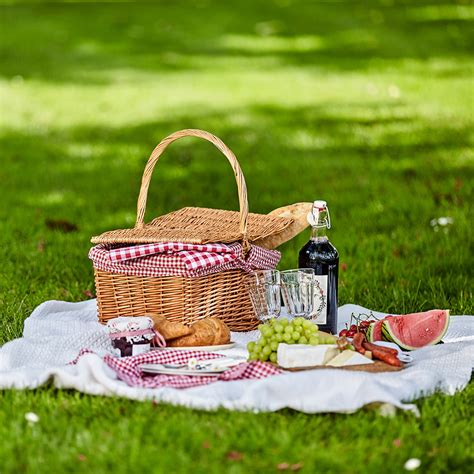 picnic ou piquenique.